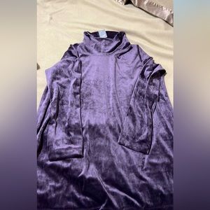 J JILL NWT black violet velour tunic, size large.